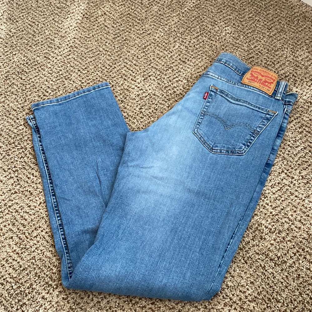 Levi 541 Athletic Fit Jeans